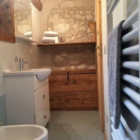 Mansardino 2 Apartment