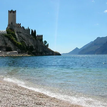Mansardino 2 Apartment Malcesine